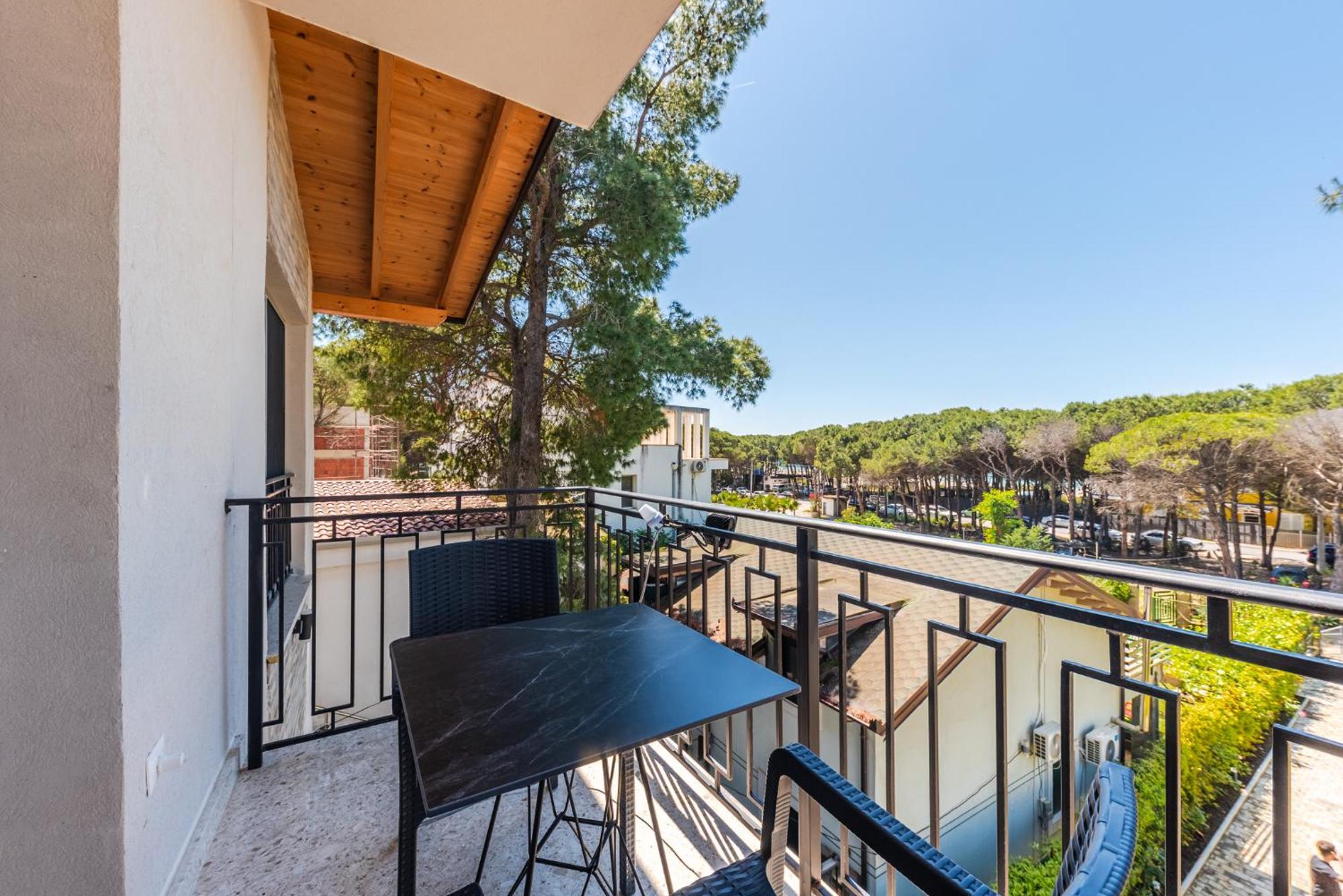 Beni'S Villa Apartments By Ps Golem  Exterior foto